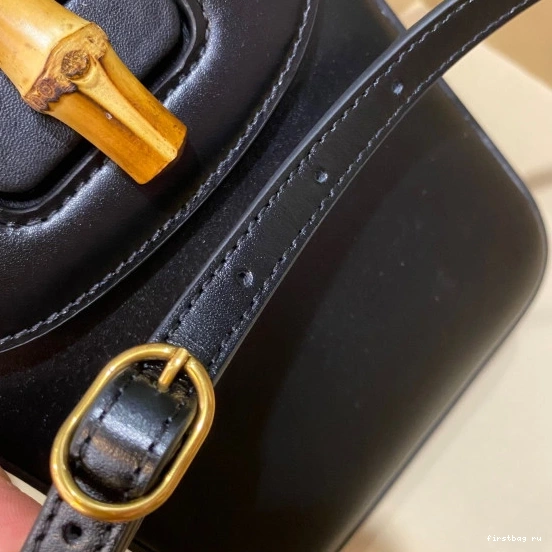 First bag ru Bamboo handbag Gucci mini 0819